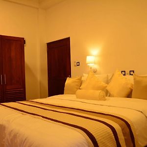 Deluxe Double Room Bath